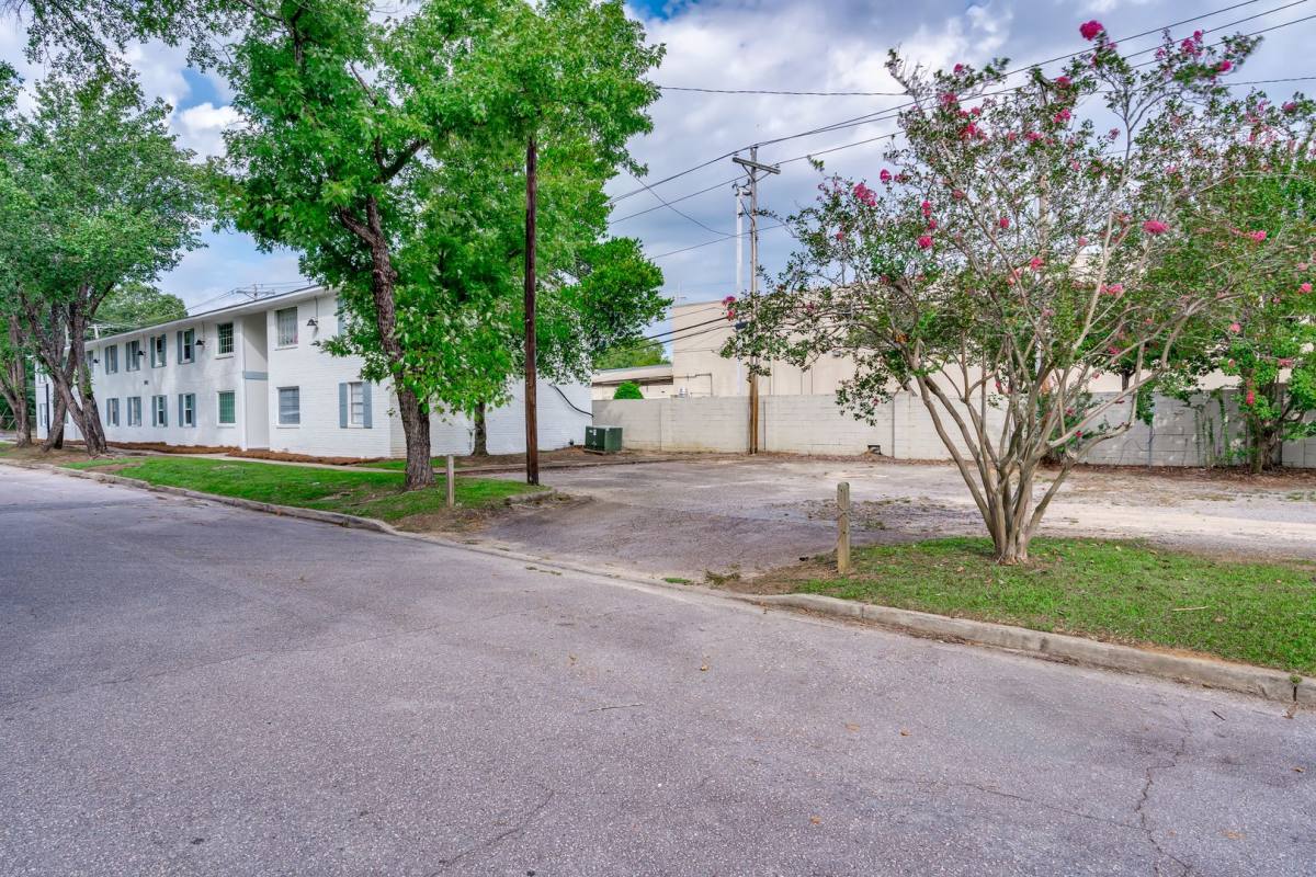 Apartment for rent at 2915 Hope Ave #1, Columbia, SC 29205