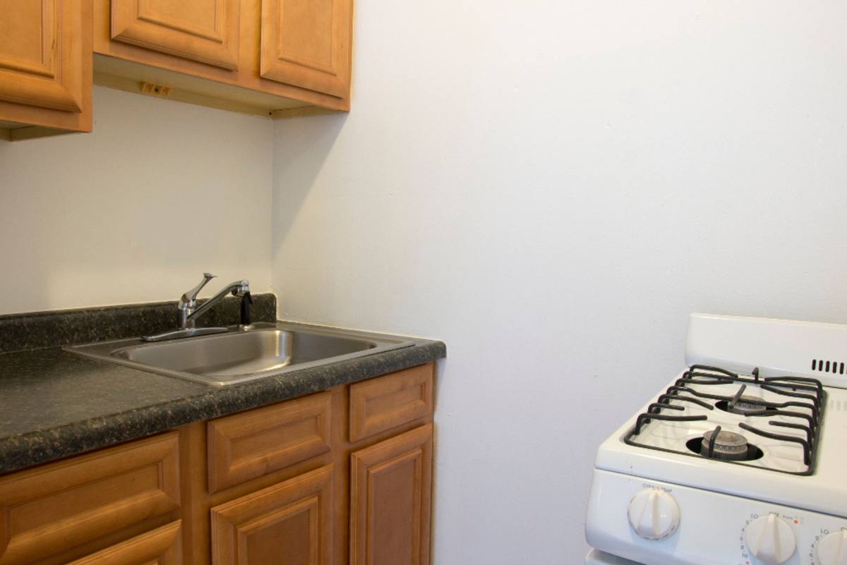 Apartment for rent at 5101 W Monroe St, Chicago, IL 60644
