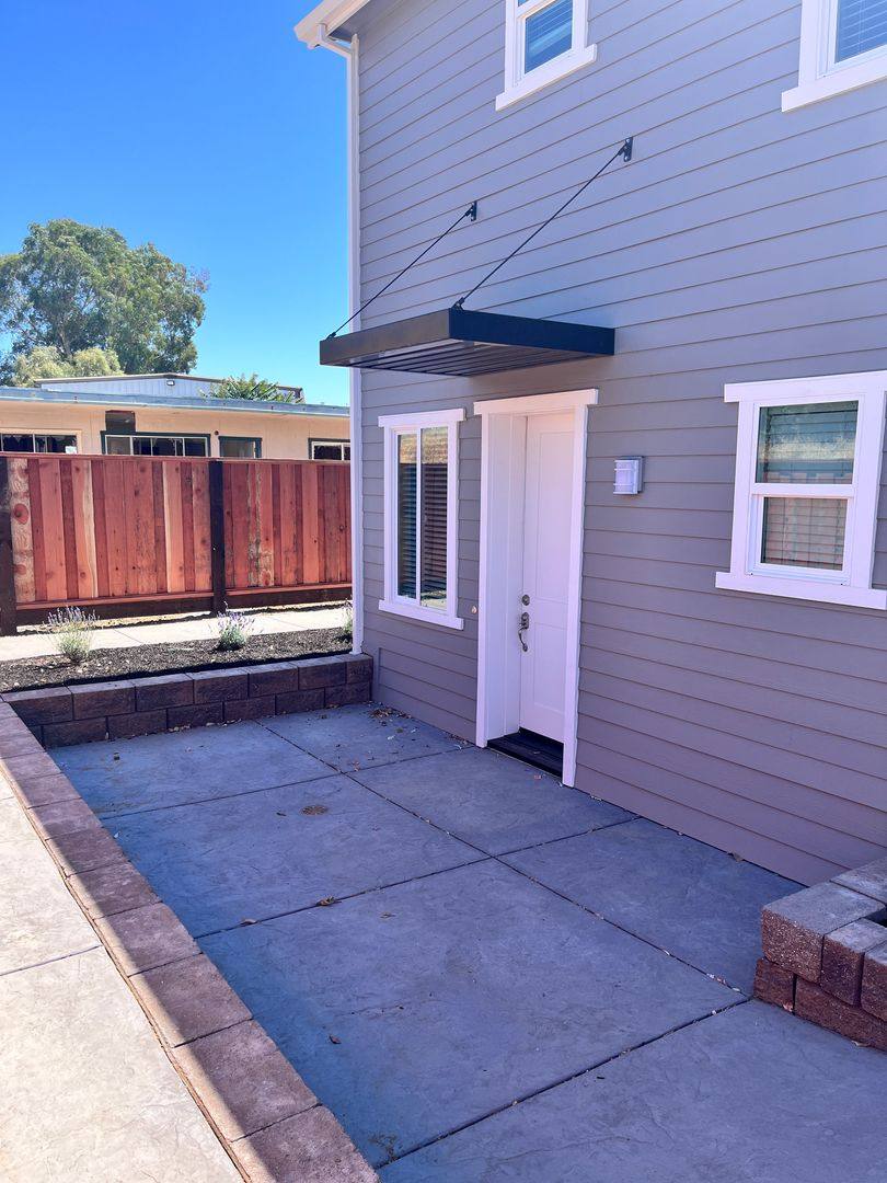 House for rent at 281 Arthur Rd, Martinez, CA 94553