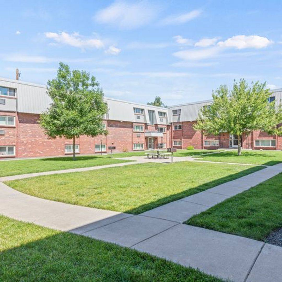 Apartment for rent at 8805 E 12th Ave, Broomfield, CO 80020