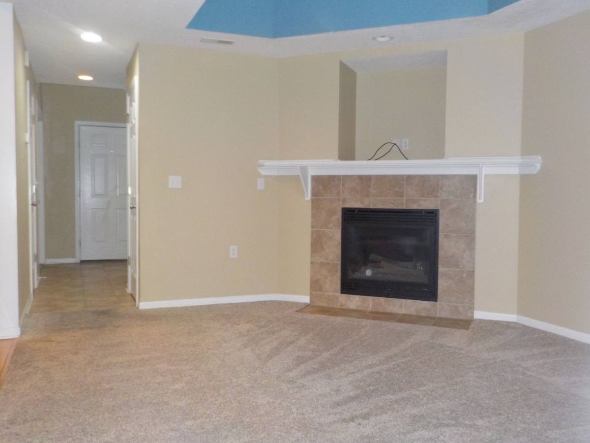 Townhouse for rent at 125 E 7th St, Junction City, KS 66441