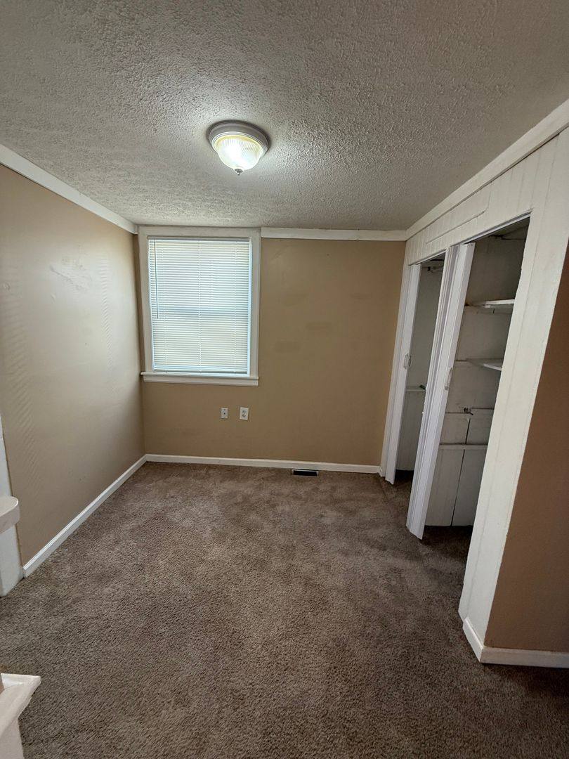House for rent at 1321 Rufer Ave, Louisville, KY 40204