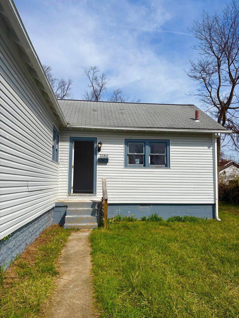 Apartment for rent at 1572-1580 E Maynard Ave, Columbus, OH 43211