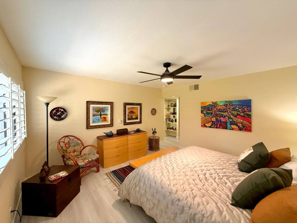 Apartment for rent at 1975 N Via Mirale, Palm Springs, CA 92262