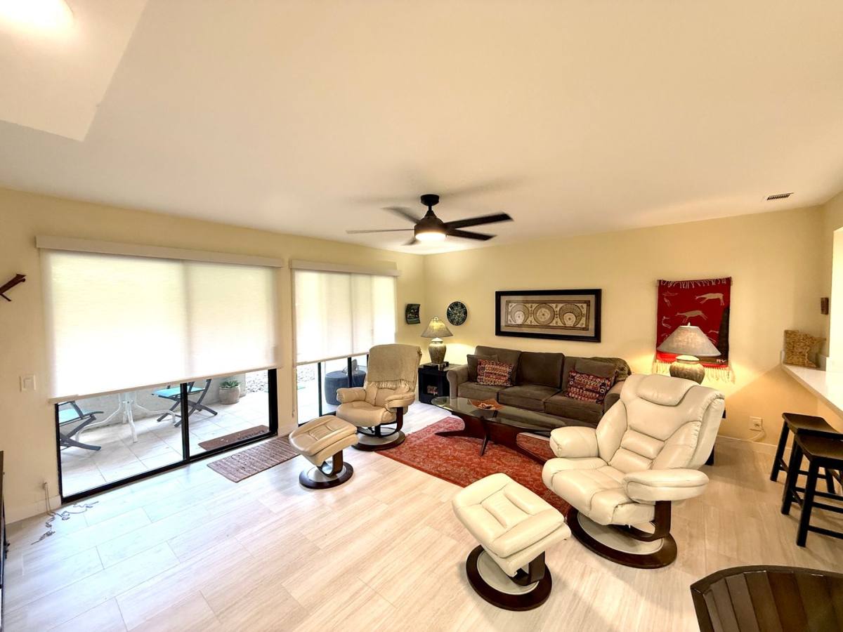 Apartment for rent at 1975 N Via Mirale, Palm Springs, CA 92262