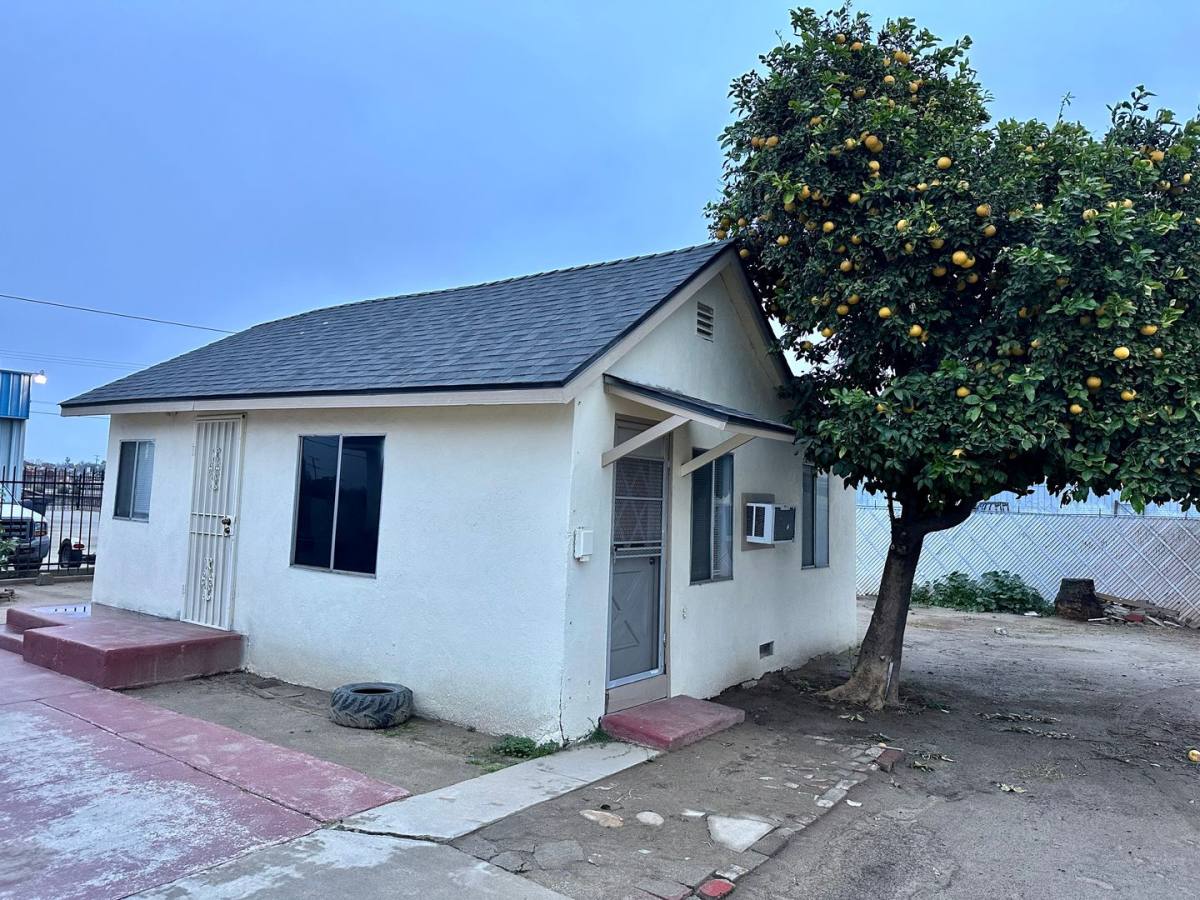 Apartment for rent at 1220 Academy Ave, Sanger, CA 93657