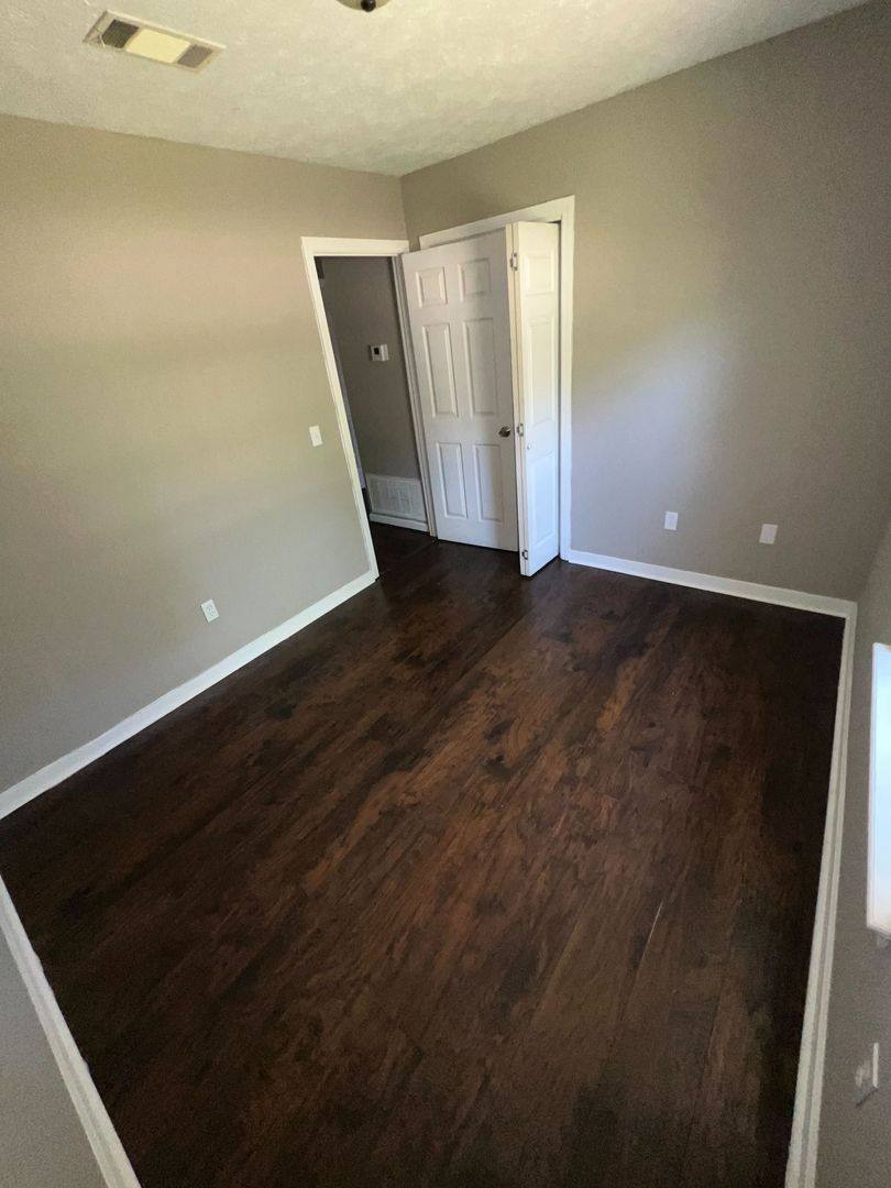 Townhouse for rent at 9B River Oaks Place, Jackson, MS 39211