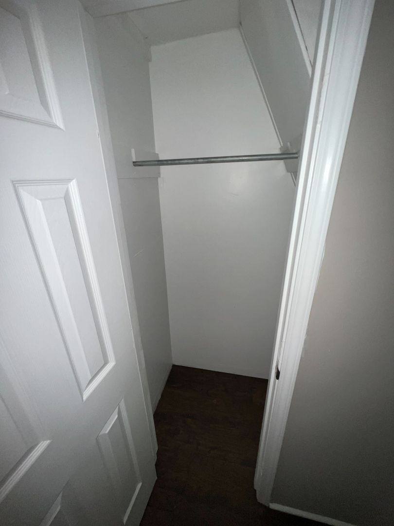 Townhouse for rent at 9B River Oaks Place, Jackson, MS 39211