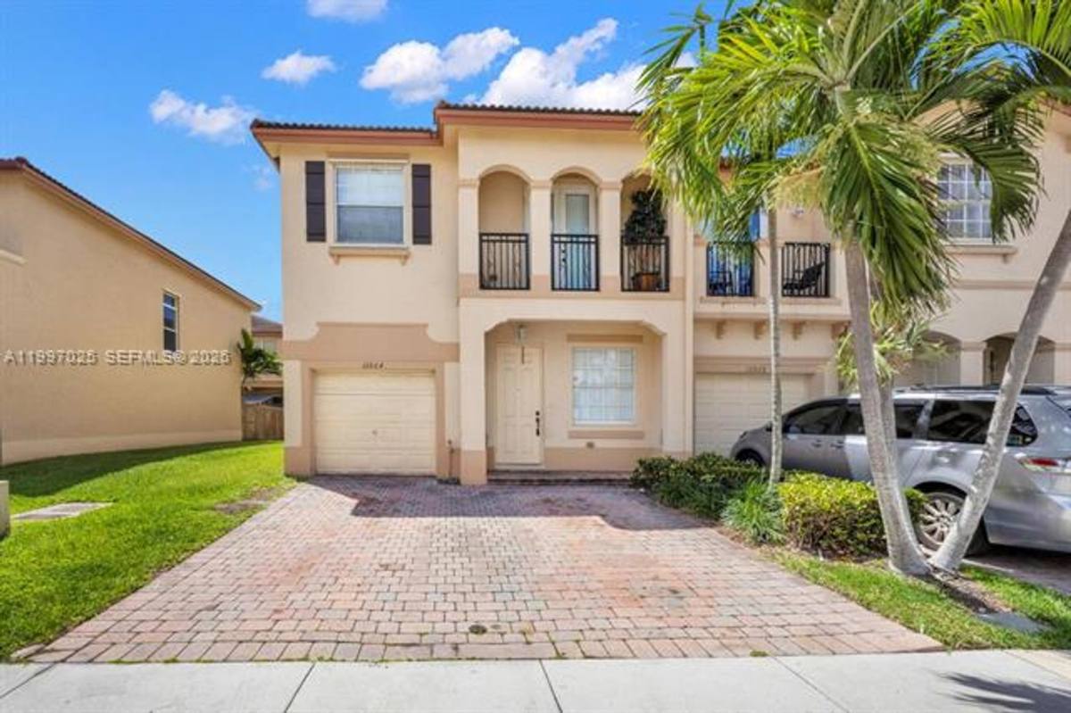 Townhouse for rent at 12864 SW 133rd Terrace Th, Miami, FL 33186