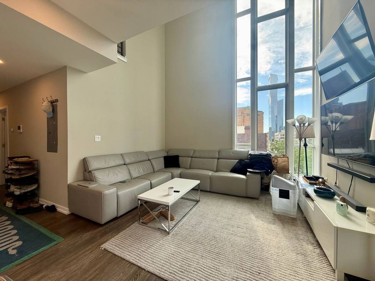 Apartment for rent at 201 S 22nd St, Philadelphia, PA 19103