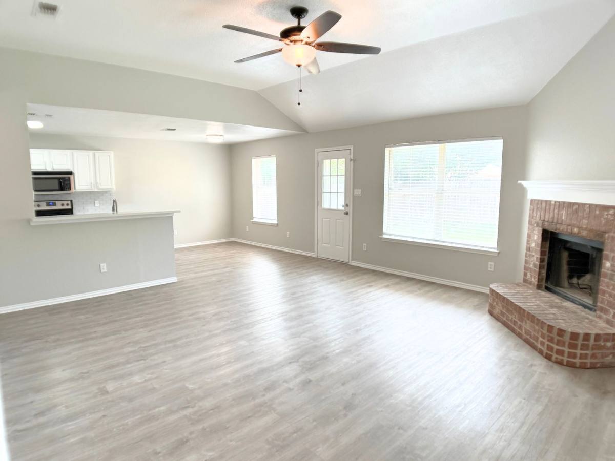 House for rent at 3913 Periwinkle Dr, Fort Worth, TX 76177