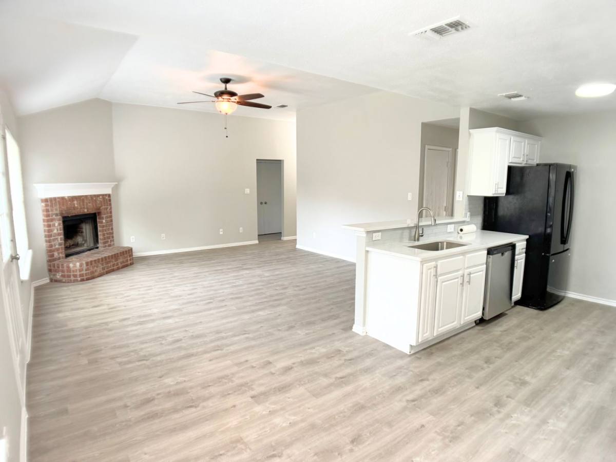 House for rent at 3913 Periwinkle Dr, Fort Worth, TX 76177