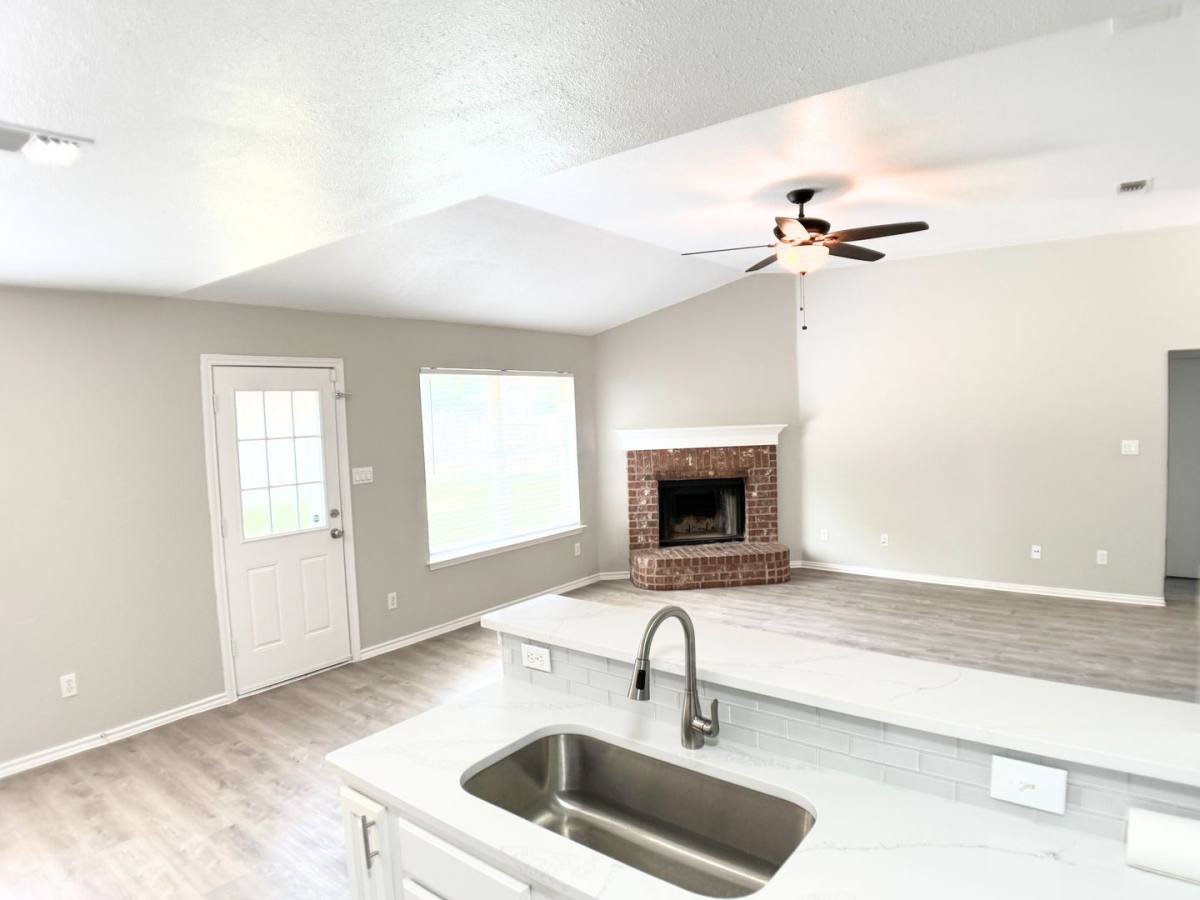 House for rent at 3913 Periwinkle Dr, Fort Worth, TX 76177