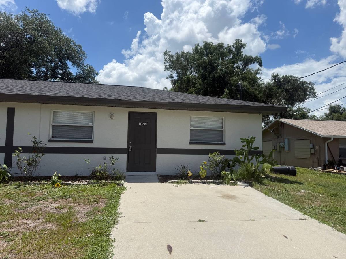 Apartment for rent at 1022 Hagle Park Rd, Bradenton, FL 34212