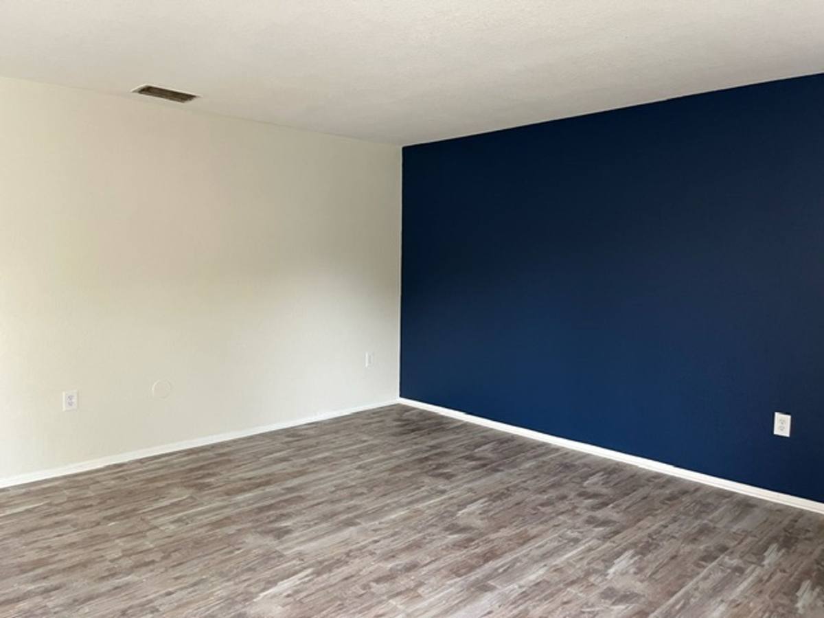 Apartment for rent at 1022 Hagle Park Rd, Bradenton, FL 34212