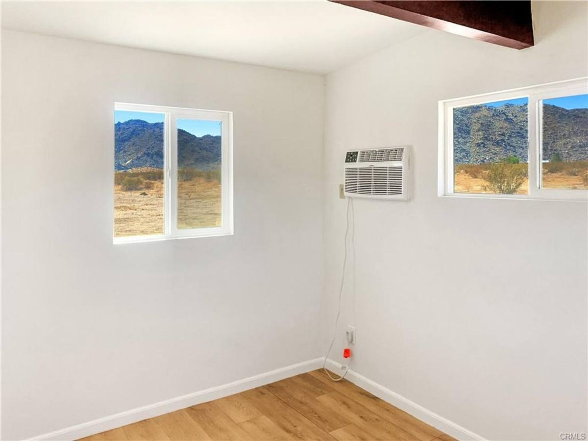 House for rent at 57220 Mikiska Blvd, Landers, CA 92285
