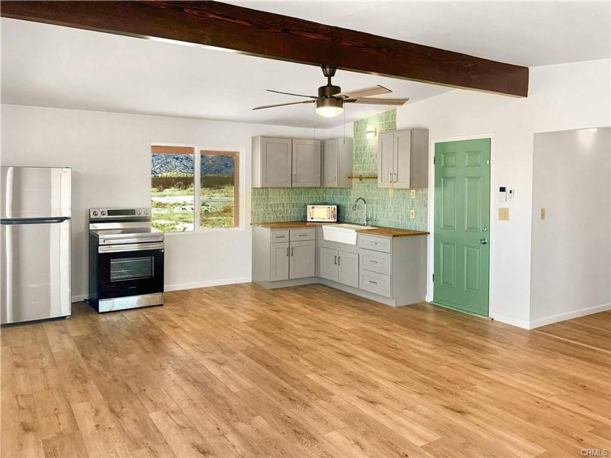 House for rent at 57220 Mikiska Blvd, Landers, CA 92285