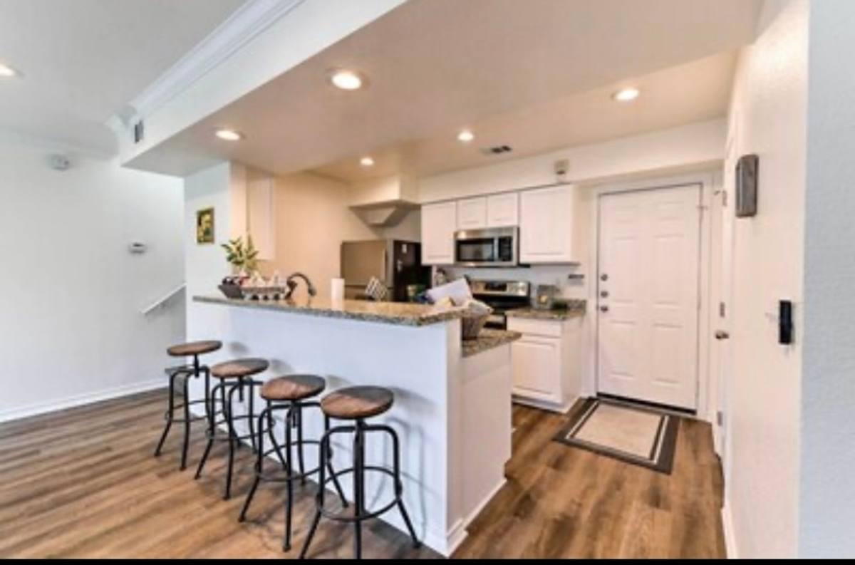 Apartment for rent at 2533 S 3rd St, Waco, TX 76706
