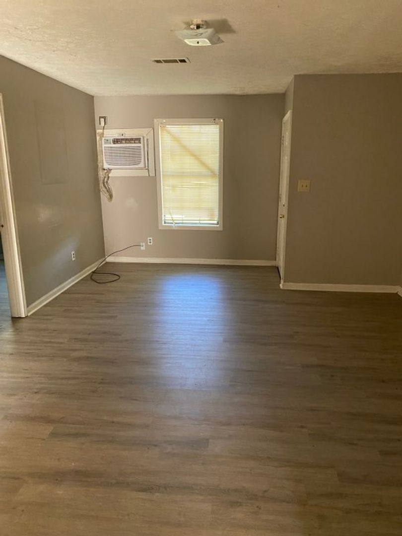 Apartment for rent at 101 Woods Ave, Verona, MS 38879