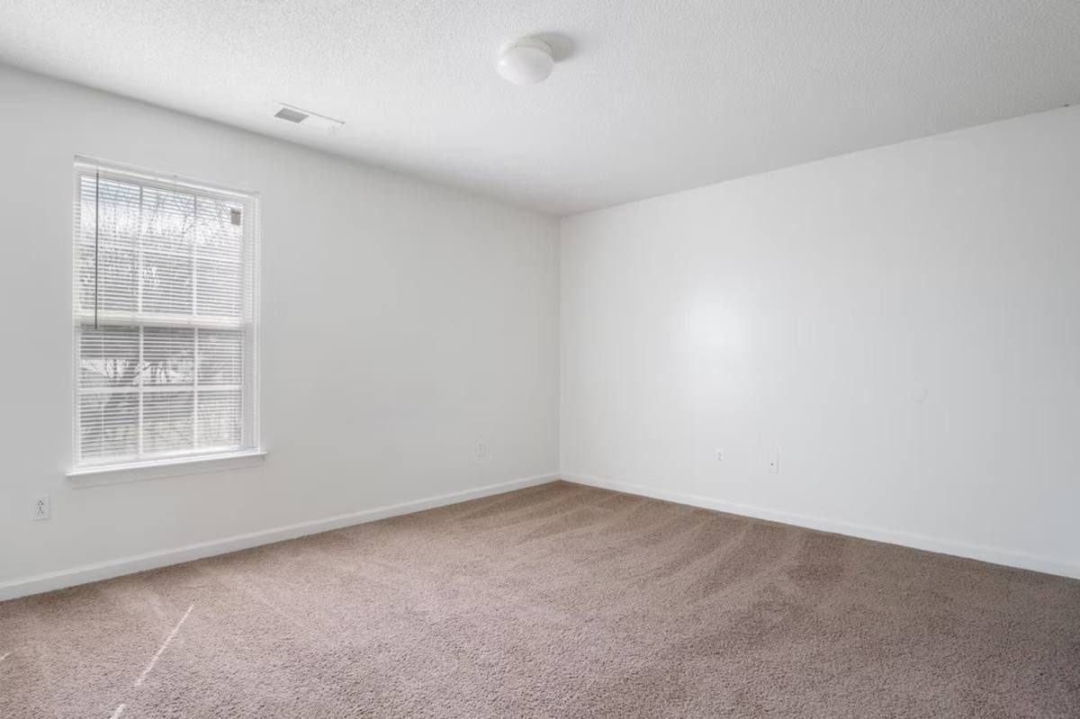 Apartment for rent at 100 Ridgewood Lane, Radford, VA 24141