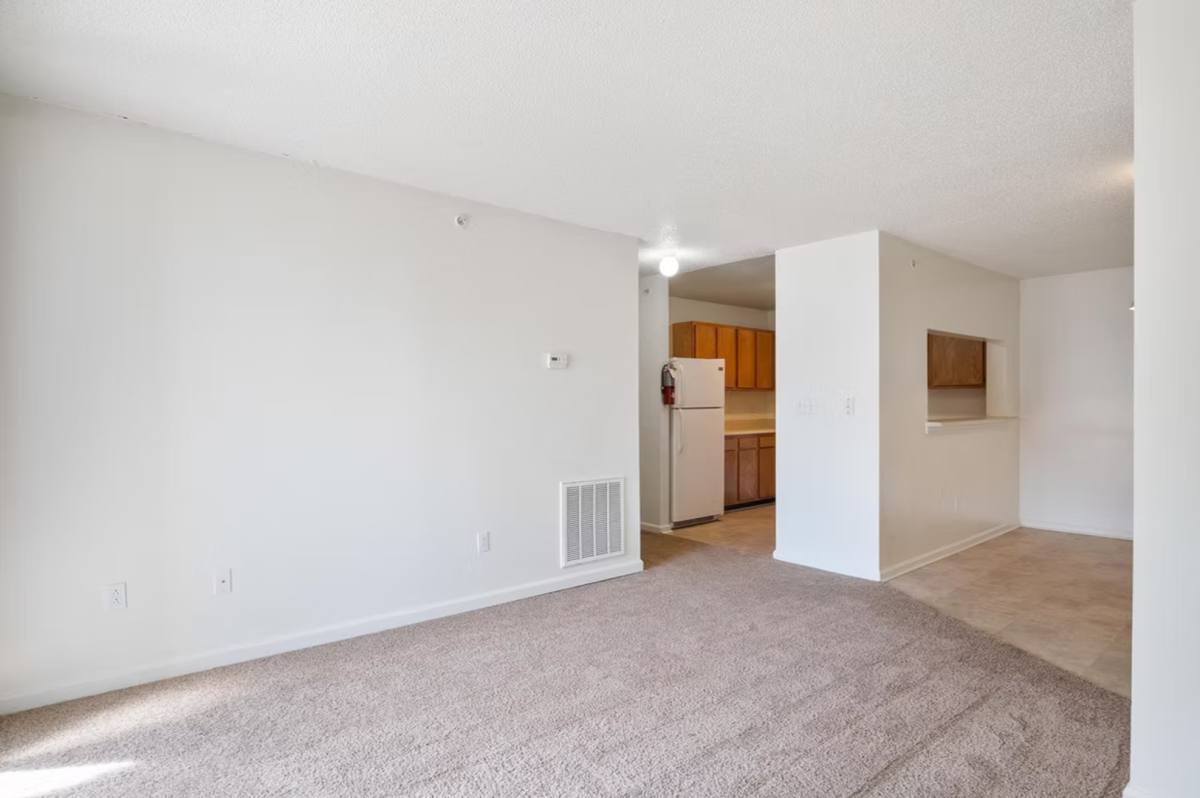 Apartment for rent at 100 Ridgewood Lane, Radford, VA 24141