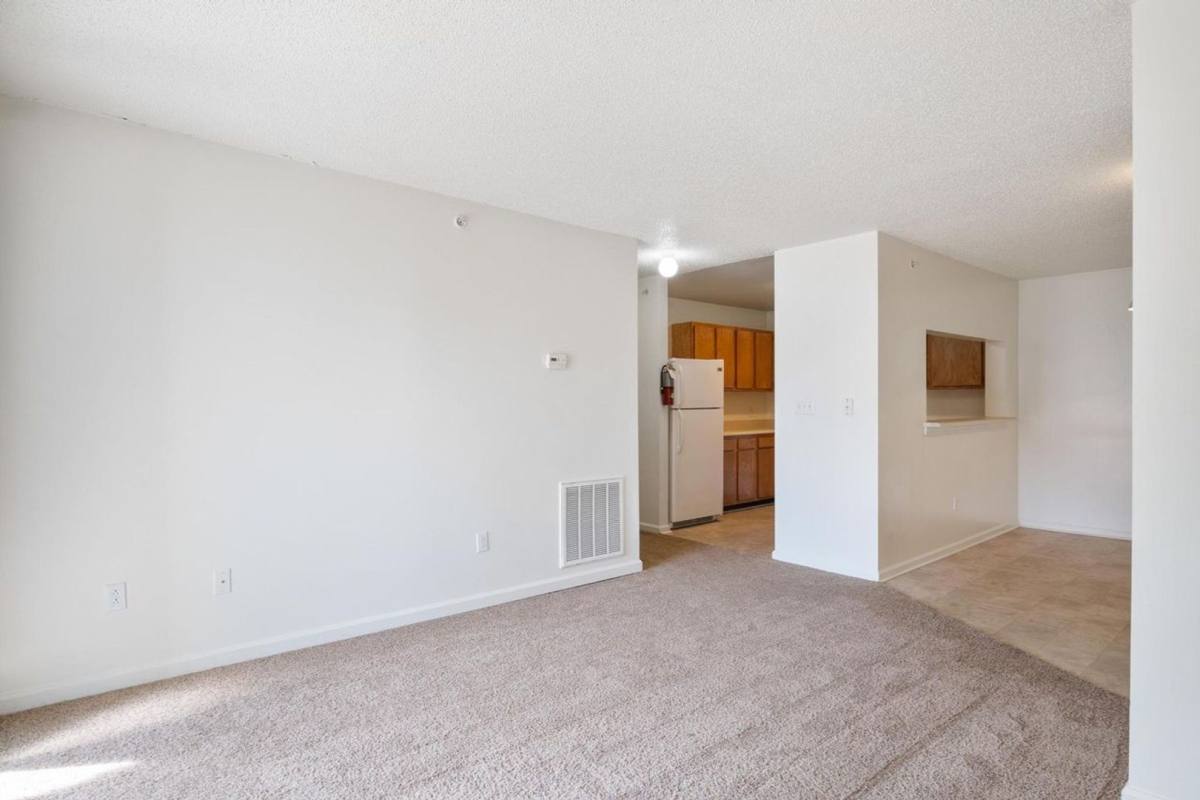 Apartment for rent at 100 Ridgewood Lane, Radford, VA 24141