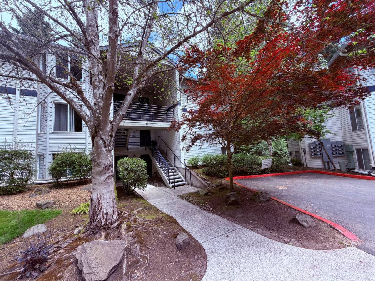 House for rent at 5142 SW Multnomah Blvd #H, Portland, OR 97219