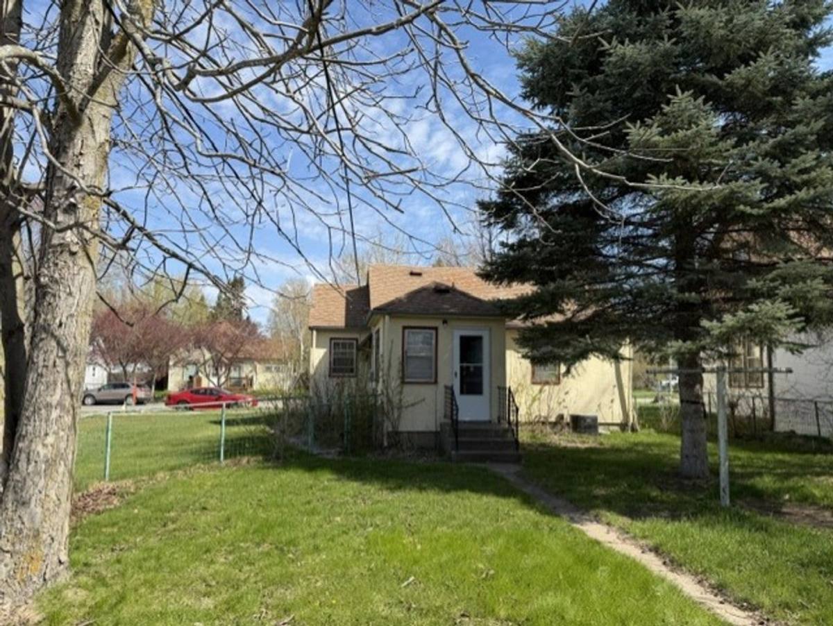 House for rent at 1618 Norwood St, Brainerd, MN 56401