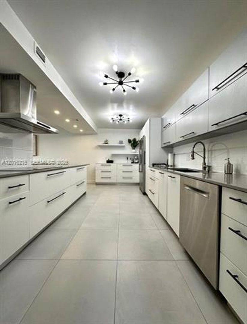 Condo for rent at 1800 NE 114th St, Miami, FL 33181