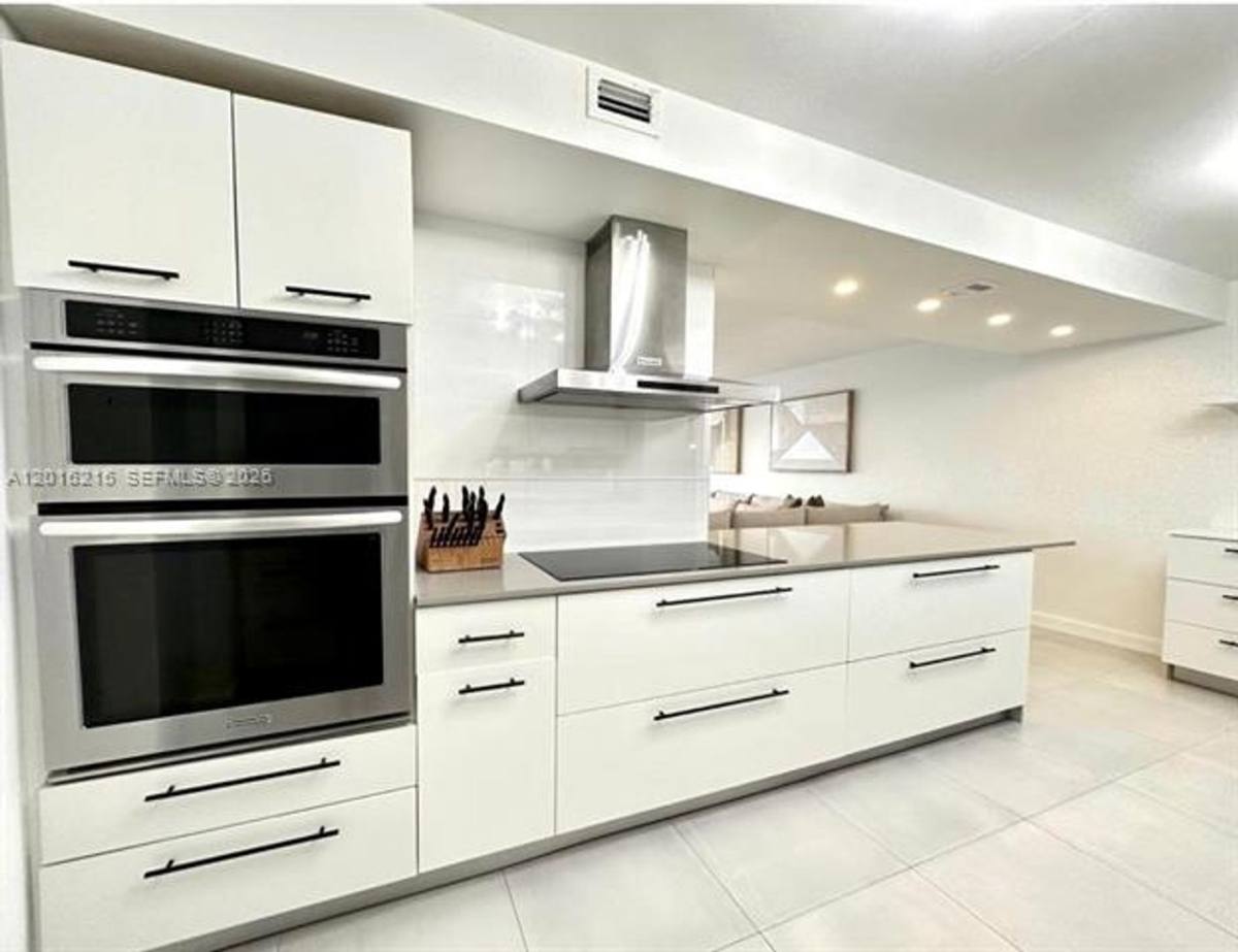 Condo for rent at 1800 NE 114th St, Miami, FL 33181