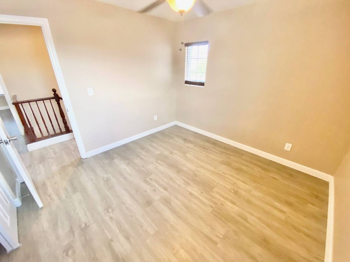 House for rent at 1060 Paradise Coach Dr, Henderson, NV 89002