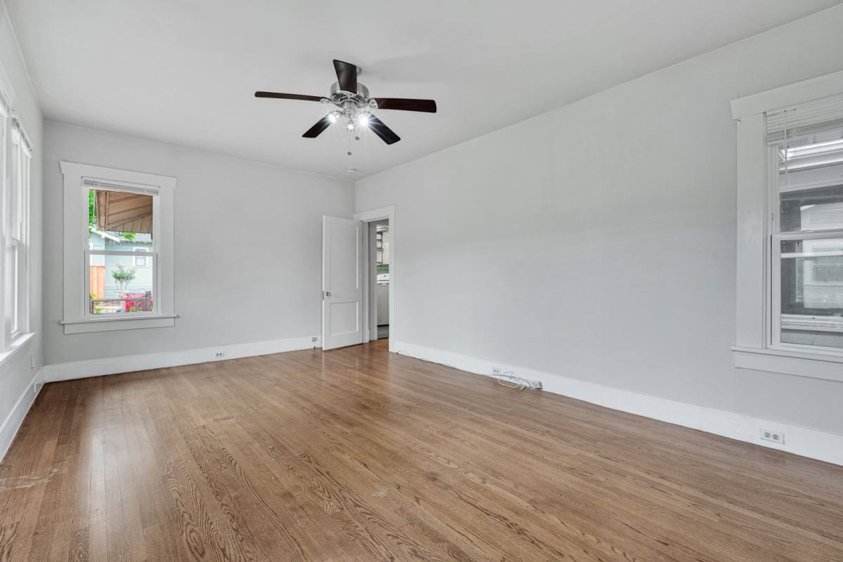House for rent at 502 E Courtland Place, San Antonio, TX 78212