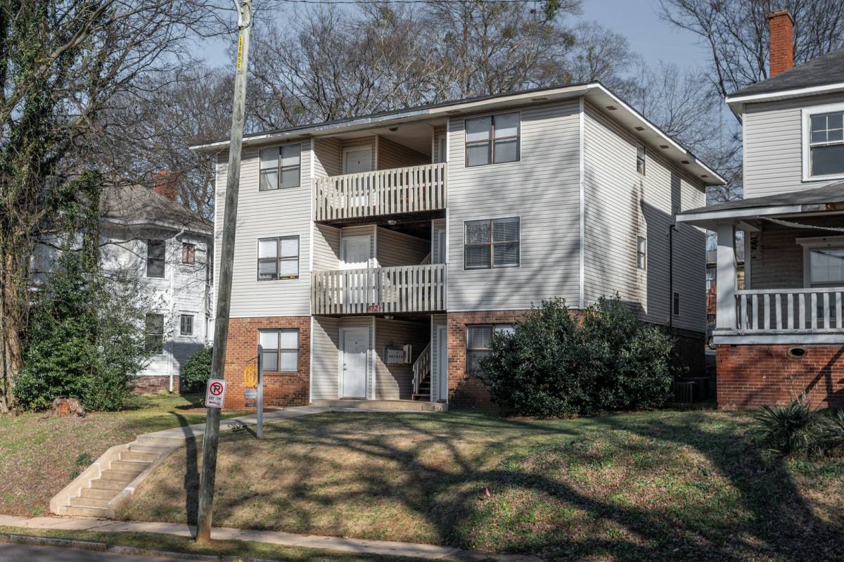 Apartment for rent at 1721 11th Place S, Birmingham, AL 35205