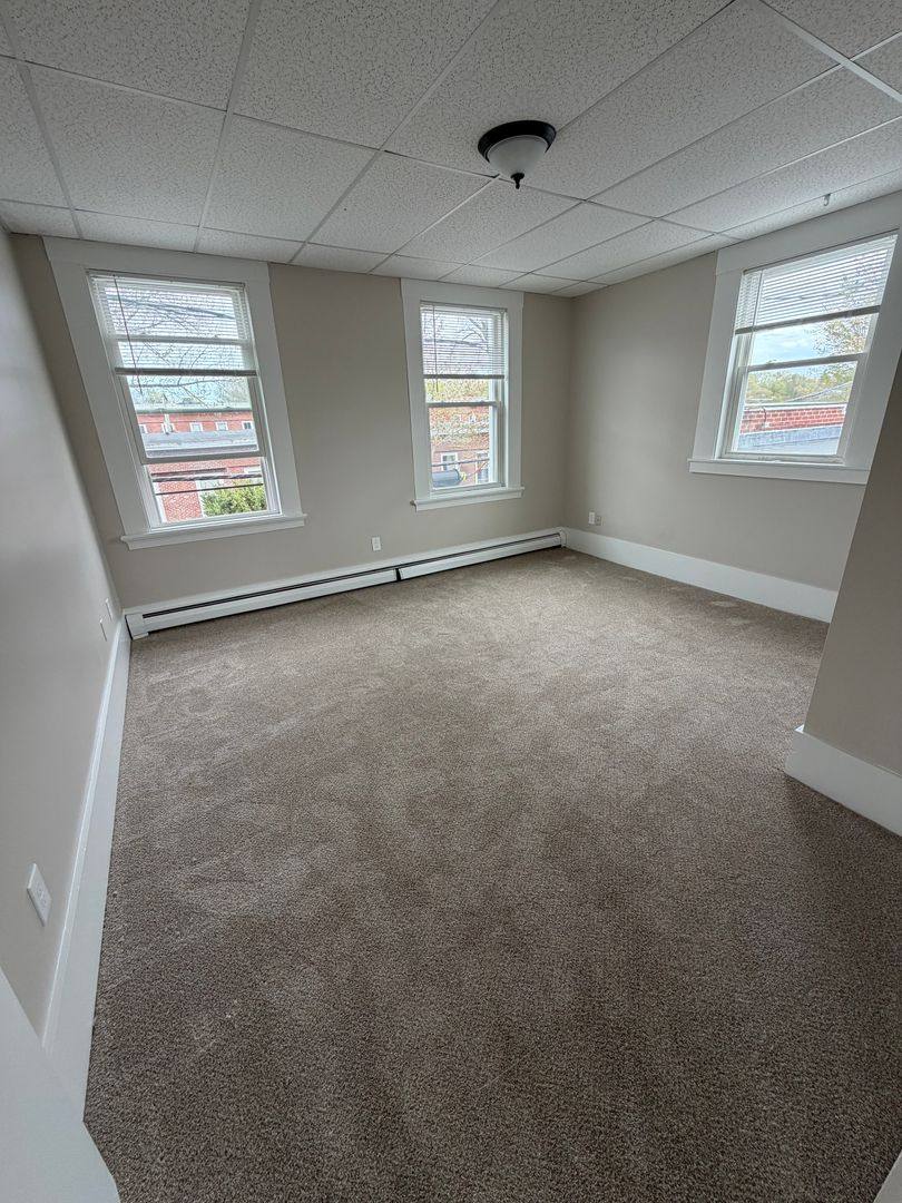 Condo for rent at 68 Front St, Rollinsford, NH 03869