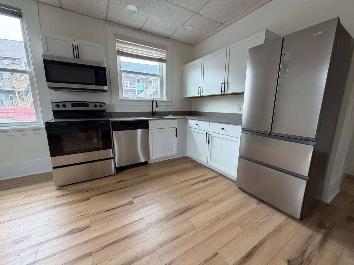 Condo for rent at 68 Front St, Rollinsford, NH 03869