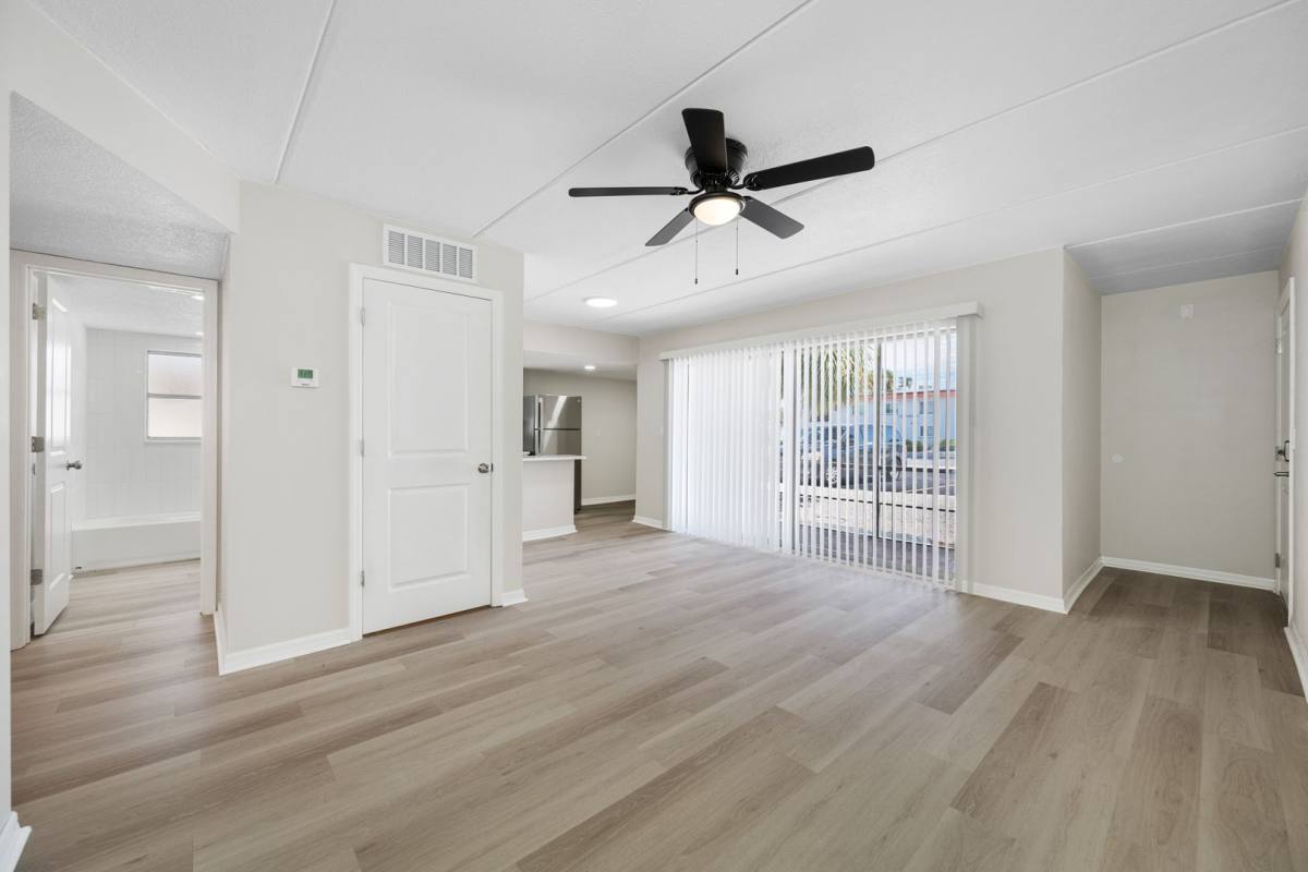 Apartment for rent at 8012 Blind Pass Rd, Saint Petersburg, FL 33706