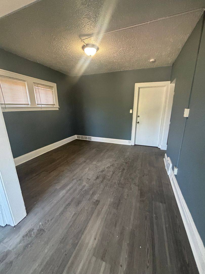 Apartment for rent at 1414 E 176th St, Cleveland, OH 44110