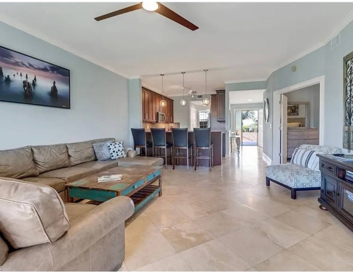 Condo for rent at 4650 Yacht Harbor Dr, Naples, FL 34112