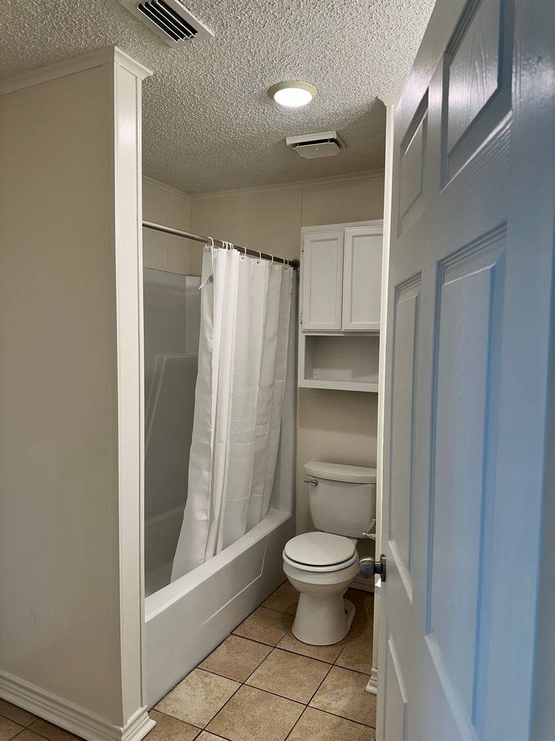 Apartment for rent at 200 Aster St, Kingsland, TX 78639