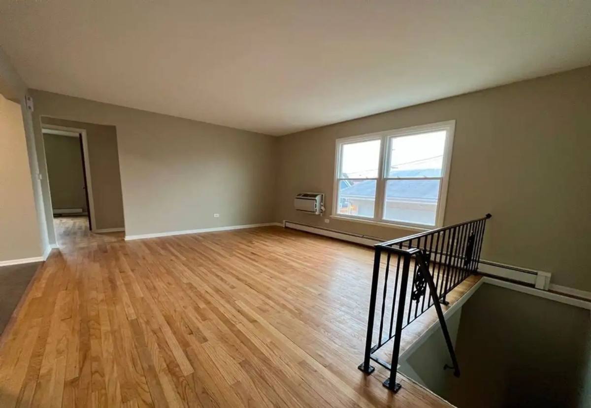 Apartment for rent at 152-162 & 202-206 Walton St, Barrington, IL 60010