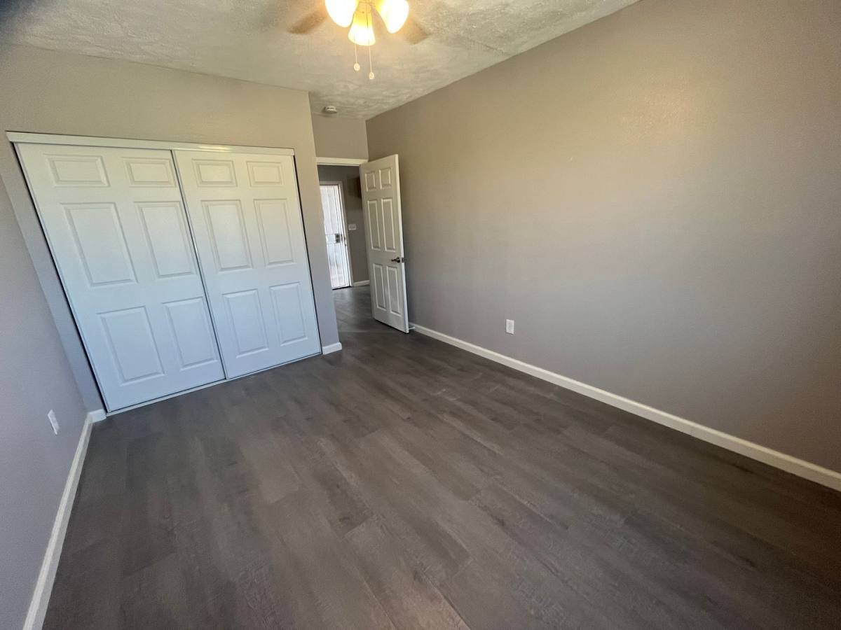 Apartment for rent at 27763 Crestview Rd, Barstow, CA 92311