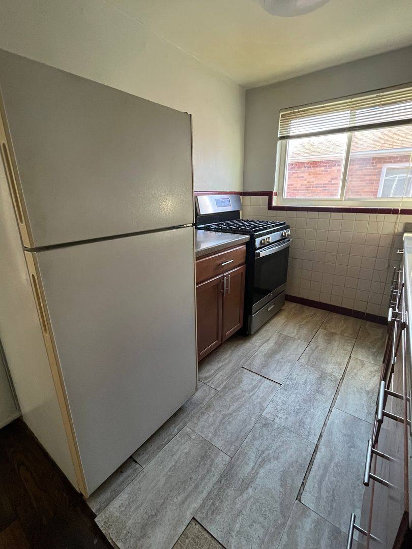 Apartment for rent at 4330 Oakwood Ave, Cincinnati, OH 45236
