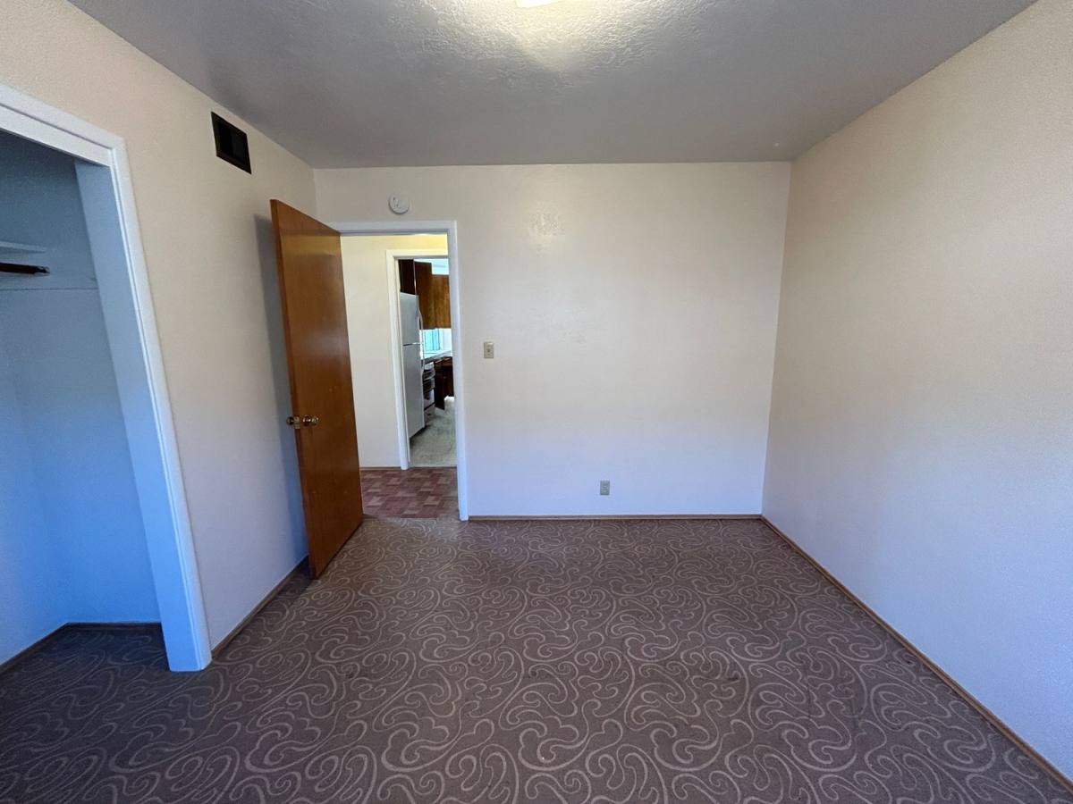 House for rent at 135 W Ave, Gustine, CA 95322