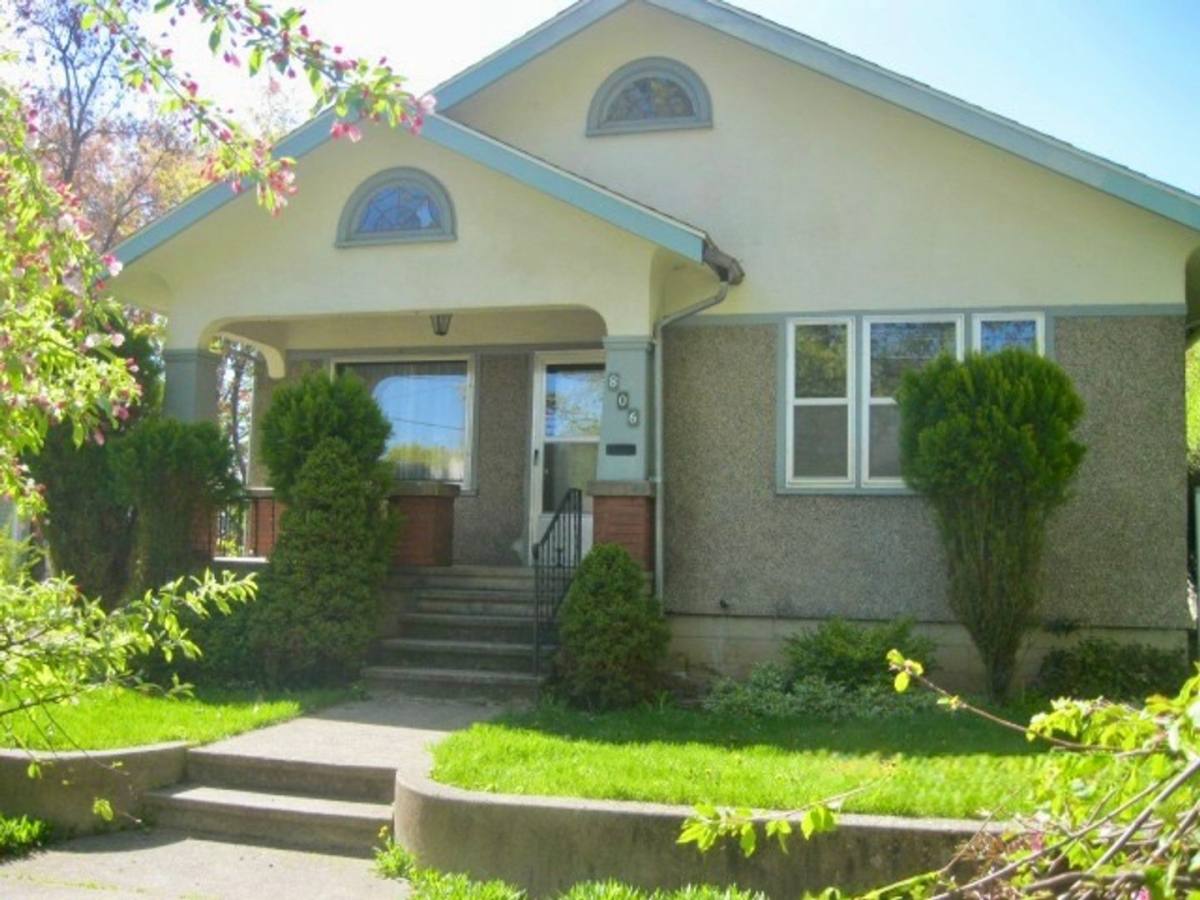 House for rent at 806 Spring Ave, La Grande, OR 97850