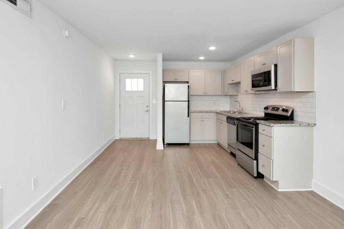 Townhouse for rent at 1501 16th Ave S, Birmingham, AL 35205
