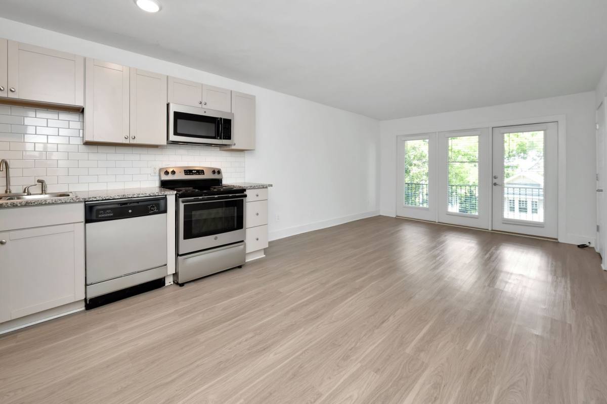 Townhouse for rent at 1501 16th Ave S, Birmingham, AL 35205
