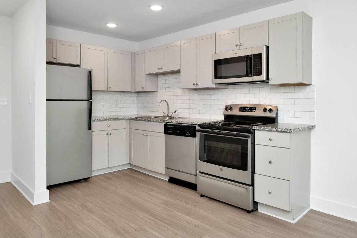 Townhouse for rent at 1501 16th Ave S, Birmingham, AL 35205