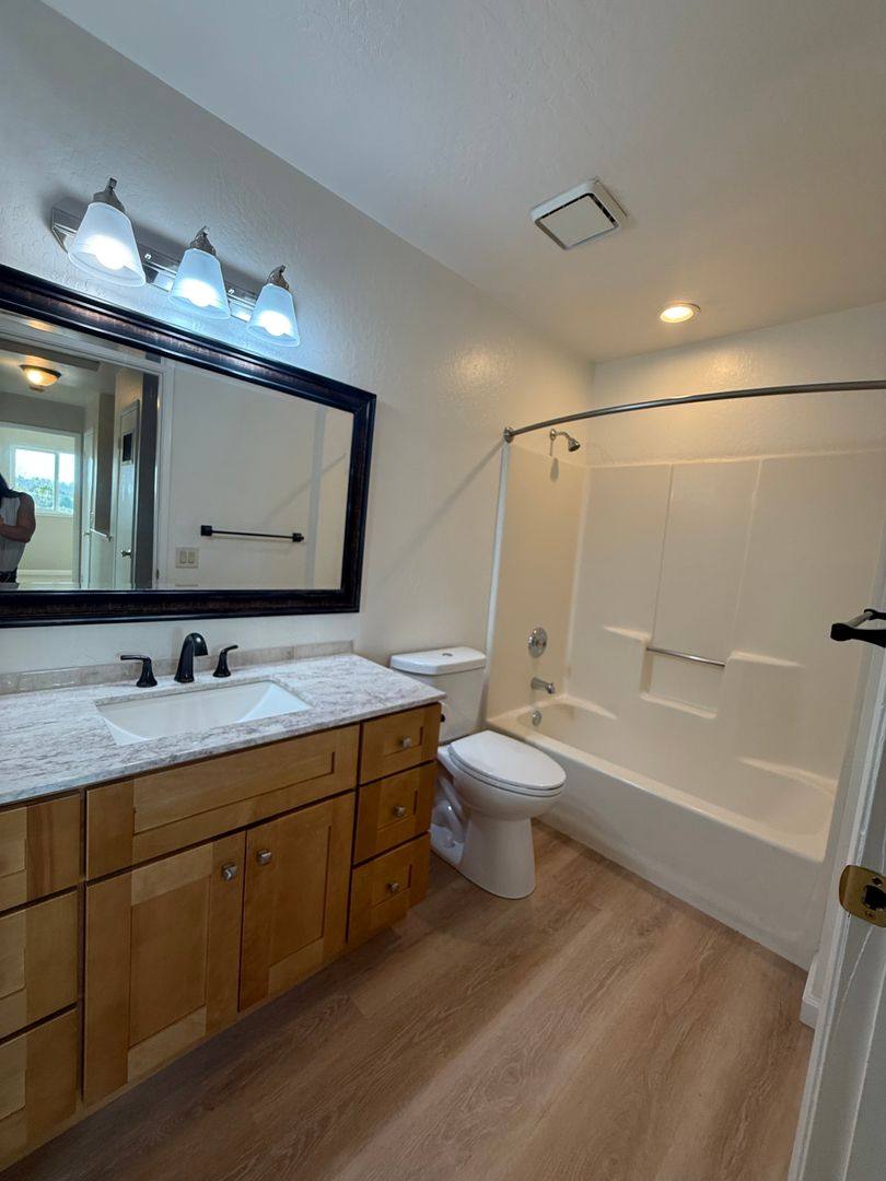 Townhouse for rent at 253 Green Meadow Dr #C, Watsonville, CA 95076