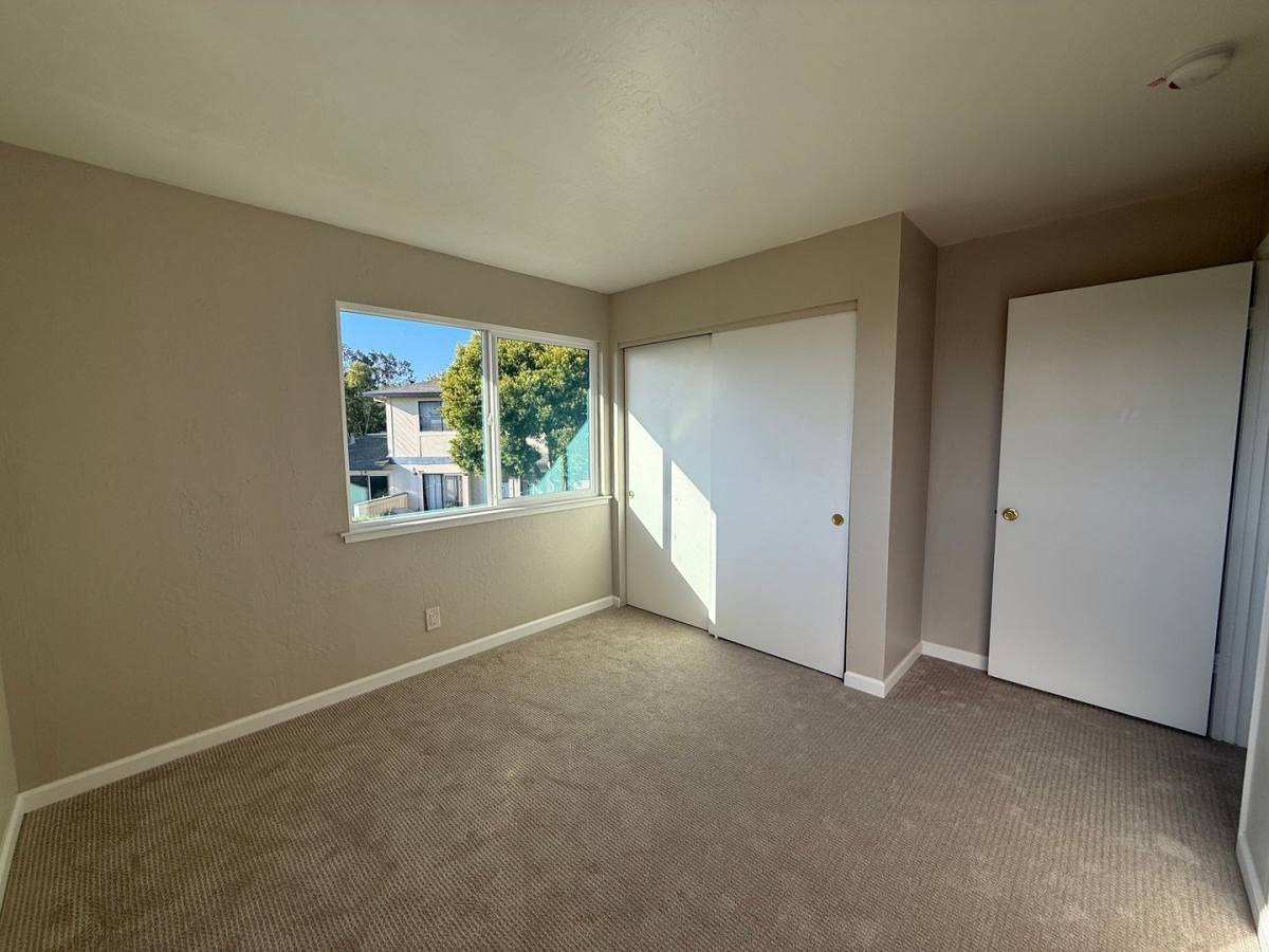 Townhouse for rent at 253 Green Meadow Dr #C, Watsonville, CA 95076