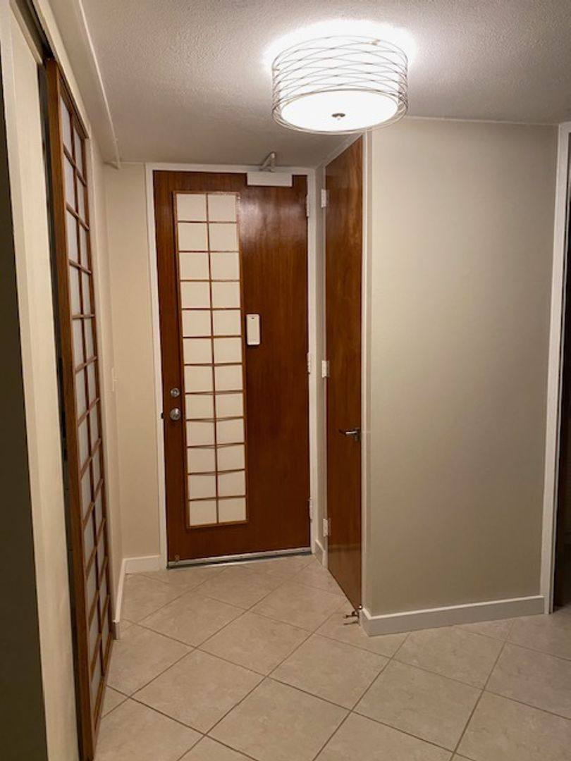 Apartment for rent at 1519 Nuuanu Ave, Honolulu, HI 96817